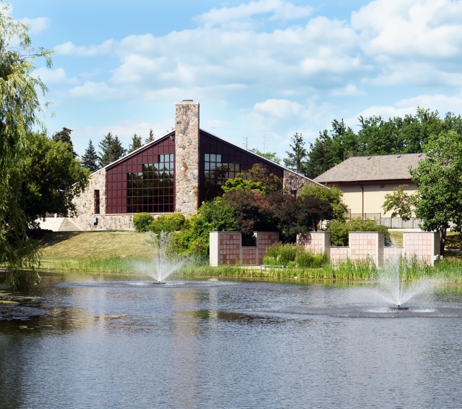 Pond and building at Meadowvale 