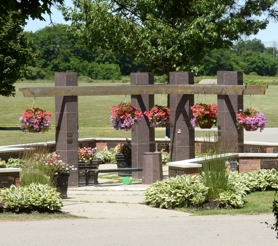 Wall Urn Graves & Column Niche